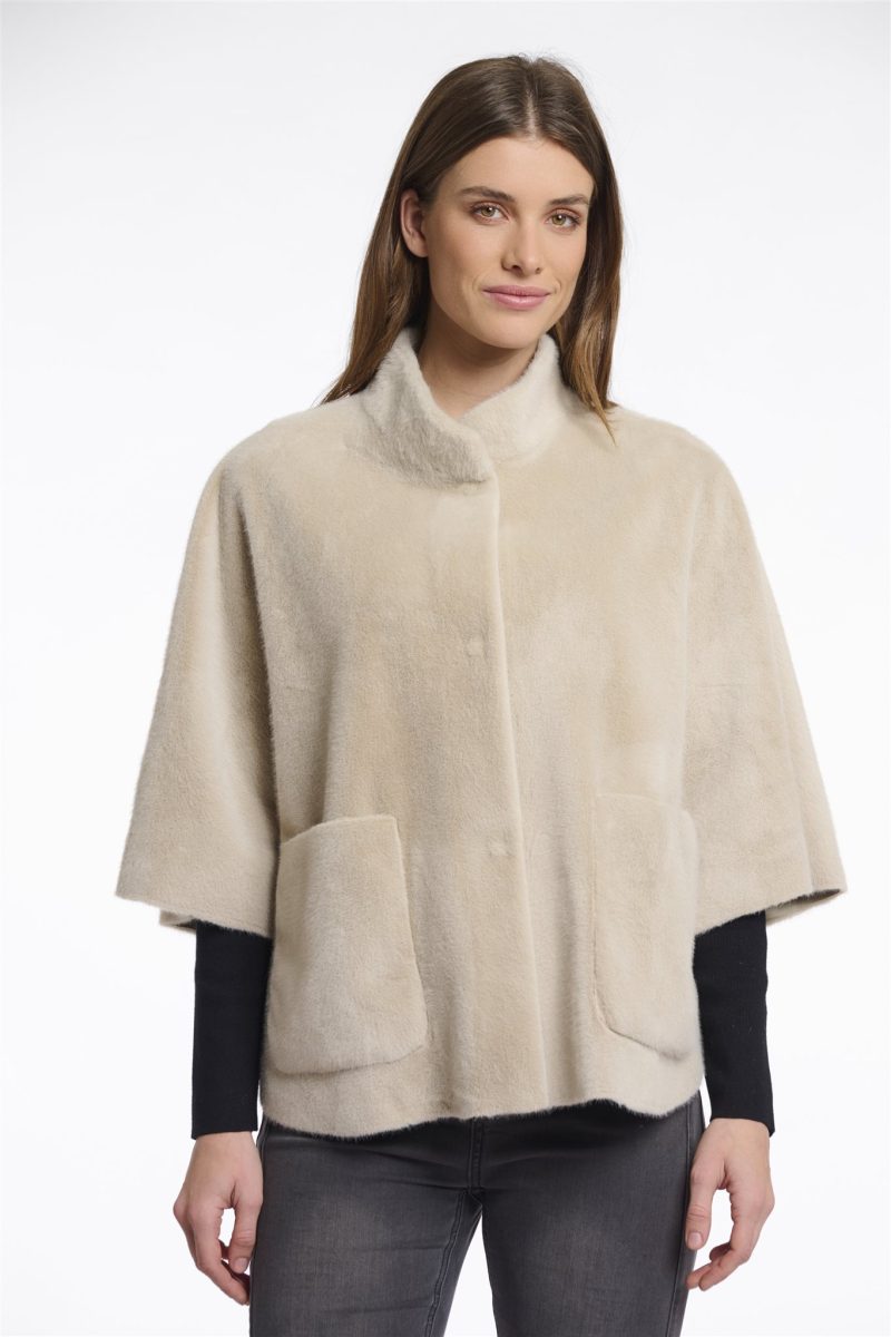 Rino&Pelle/ Dewi cape