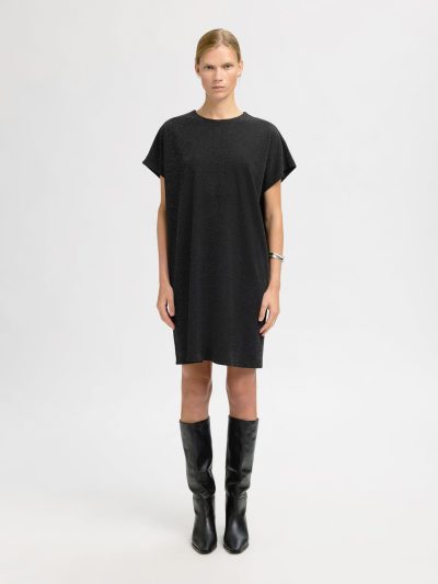 Selected/oversized sandra