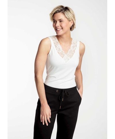 Tramontana/Basic top v-neck