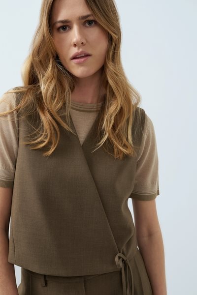 Yaya/ Gilet overslagdetail